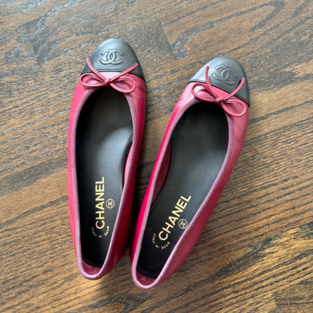 CHANEL Ballet Flats